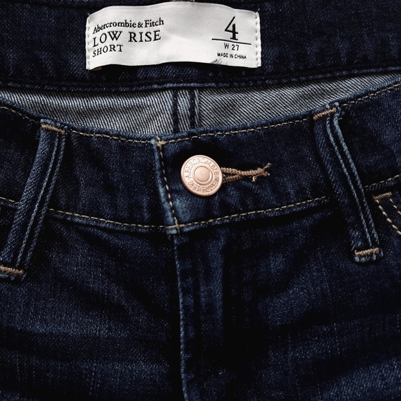 Abercrombie & Fitch Low Rise Denim Shorts sz 4 - Picture 3 of 7